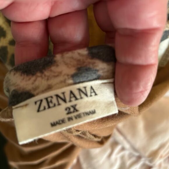 Womens top - Picture 3 of 3